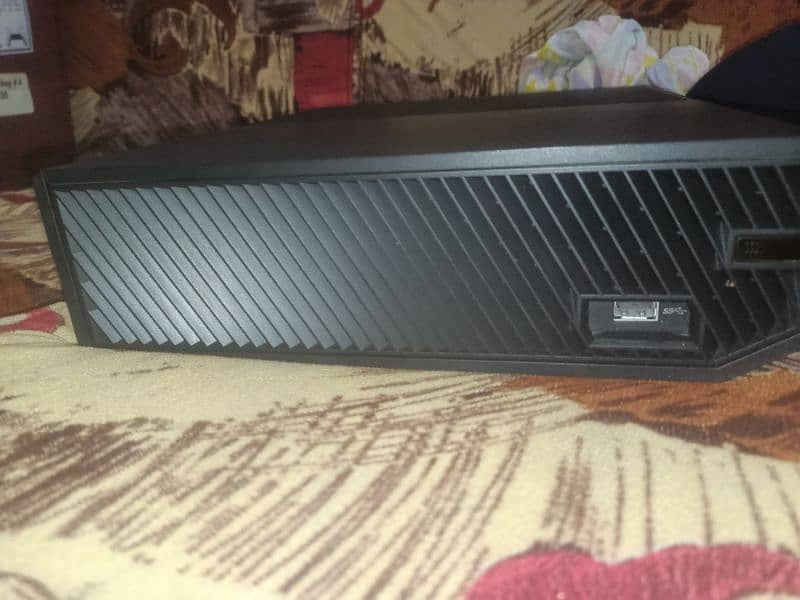 x box one 500GB 3