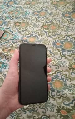 iPhone 11 condition 10 10 with original charger