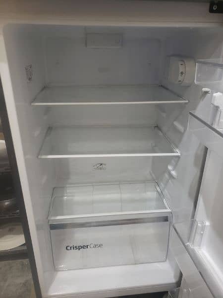 Dawlance LVS Fridge In Best condition 1