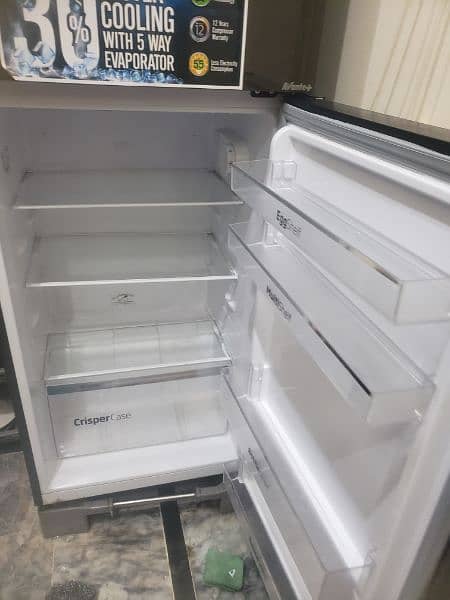 Dawlance LVS Fridge In Best condition 5