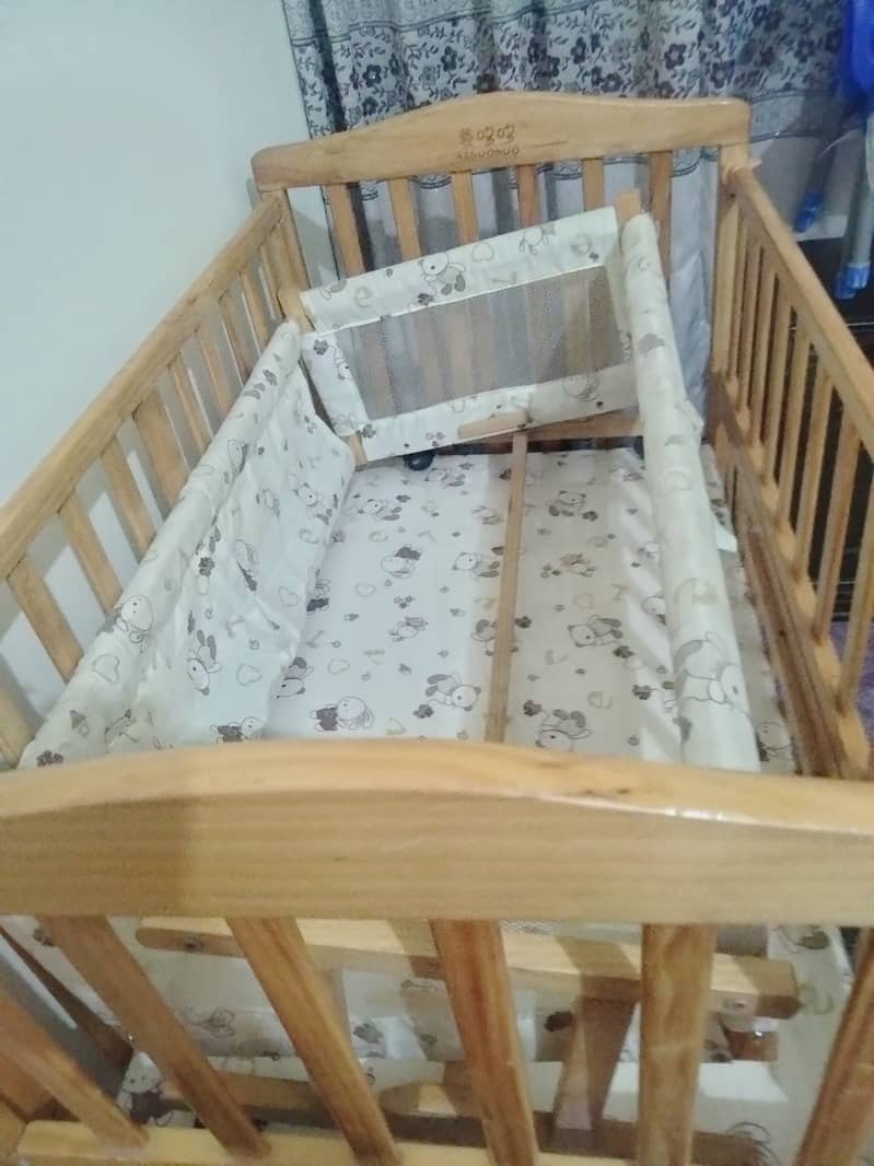 baby cot urgent sale 2