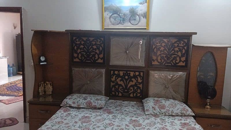 wooden furniture urgent sell 5 PCs 3