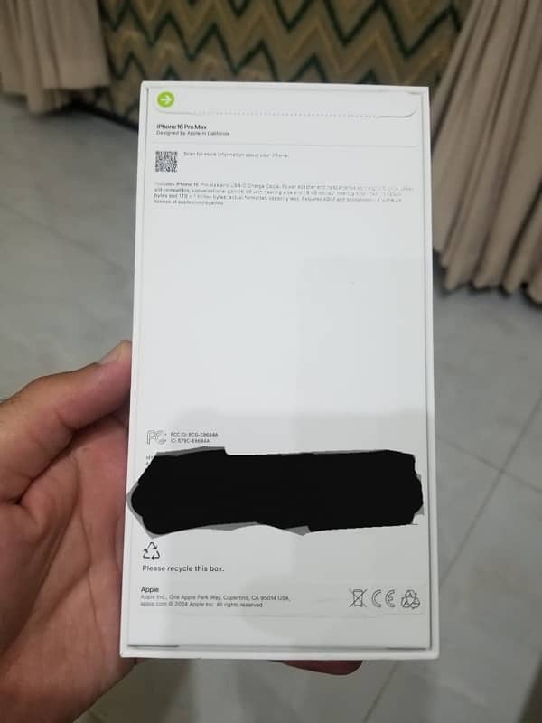 iPhone 16 pro max 256 GB [desert titanium] 1