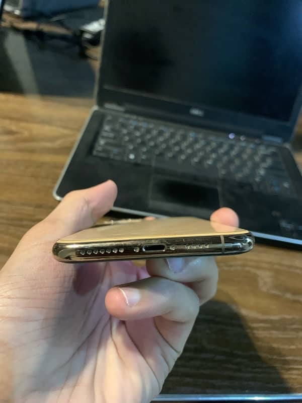 Iphone 11 pro max 2