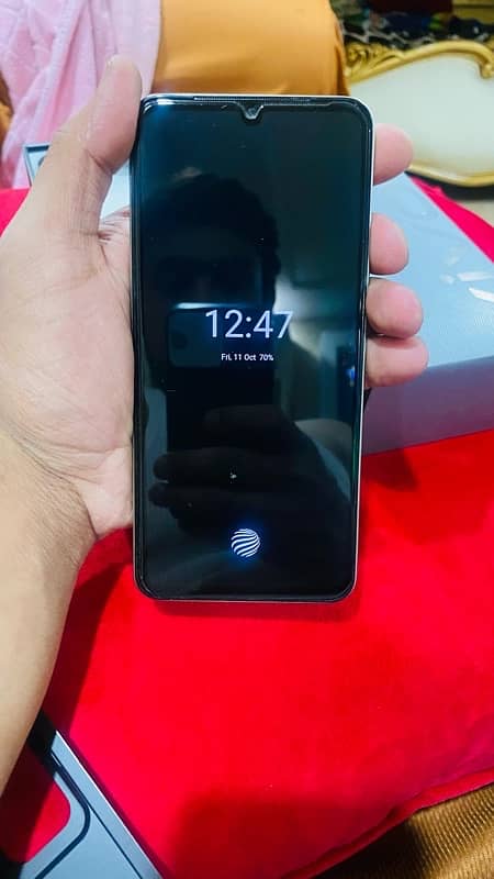 Vivo V25E 1