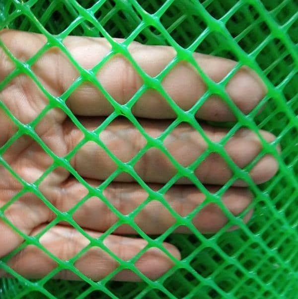 Razor wire Barbed wire Chain Link Fence China Barfi Jali Security Mesh 12