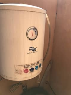 3/4 month used only electric geaser