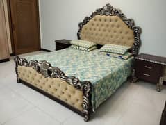 King size Bed with Mattress, 2 Side Tables, Dressing Table