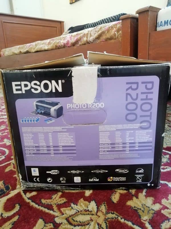 Epson Stylus R200 Photo Printer Full New Pin Pack 8