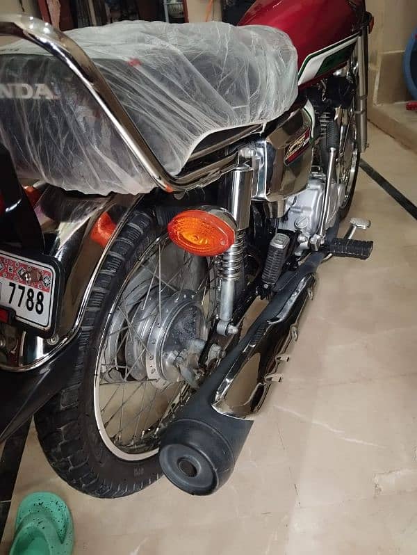 CG 125(special silver edition) (2023-24) urgent for sale 2