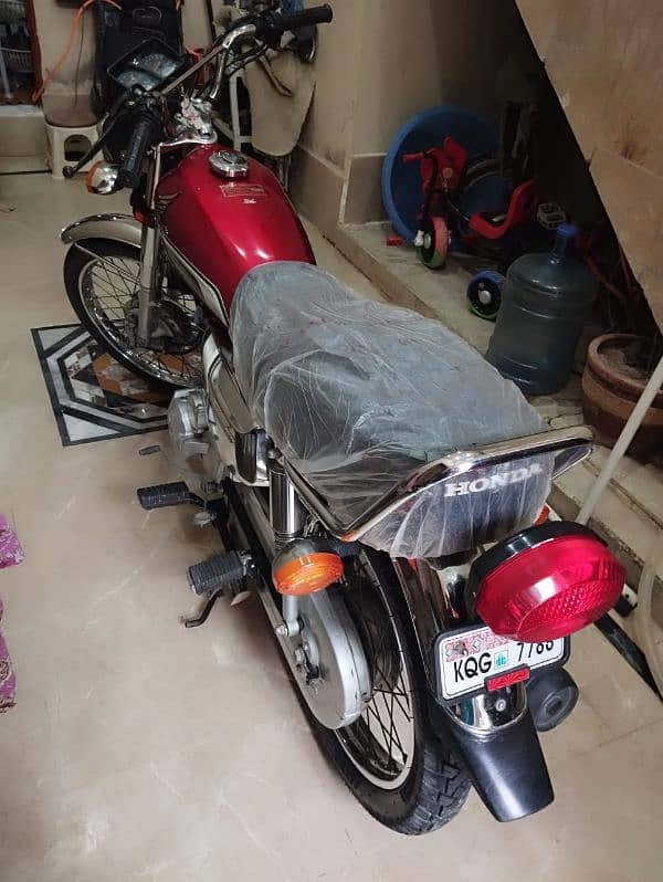 CG 125(special silver edition) (2023-24) urgent for sale 5