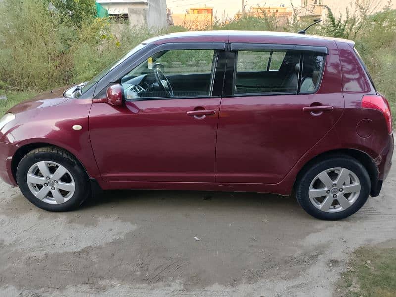 Suzuki Swift DLX 2012 4