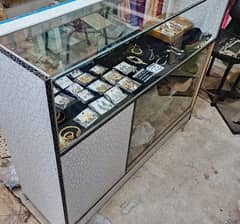 Shop counter/ jewelry counter/ dupatta counter