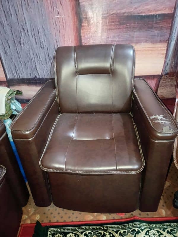 5 seater sofa for sale condition 10/8 1