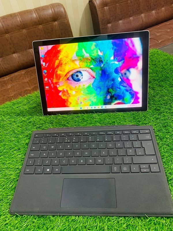 Surface Pro 7 - Core i5 10th Gen - 16gb ram 256gb ssd 3