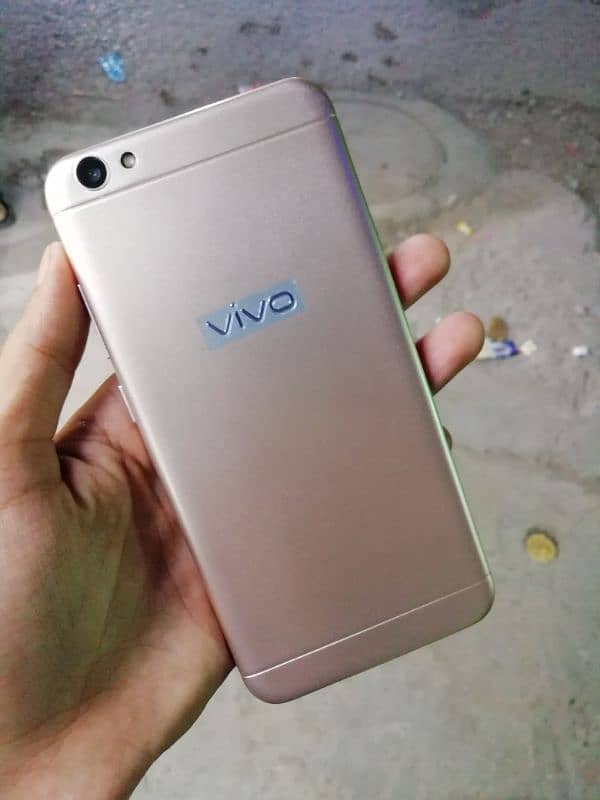 vivo y67 4Gb / 32Gb Mobile 4G / No oppo Infinix tecno samsung huawei 6