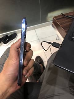 Urgent sale Infinix note 40 with wireless charger