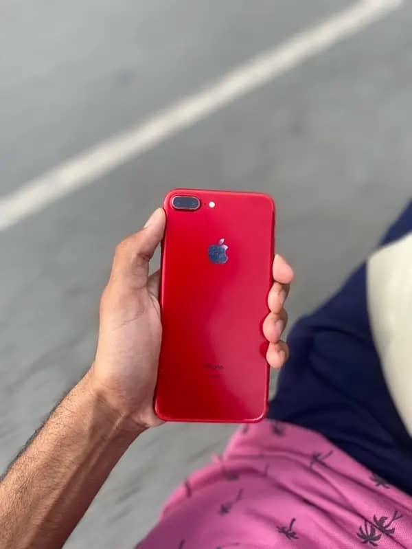 I phone 7 plus condition 10/9.5 pta proved 3