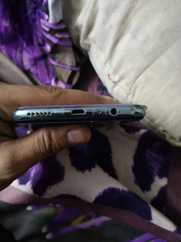 VIVO S1 10/10 CONDITION 6