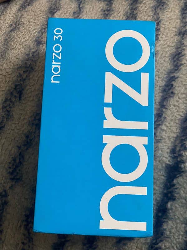 realme narzo 30 6/128 condition 10/9 with original box and charger 3