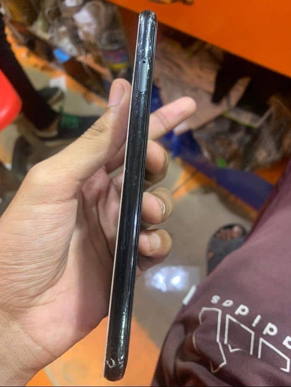 google pixel 4xl 6.128 pta. 03121618275 is num pr rabta kare 2