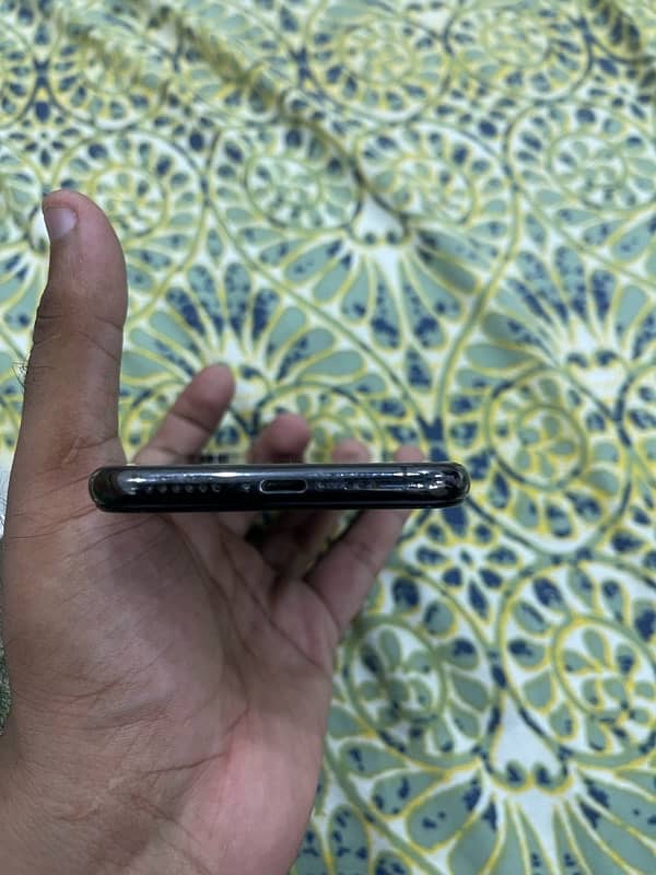 Iphone xs dual sim pta approved 4