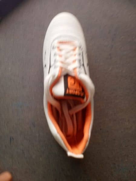 sports shoes for sale 3