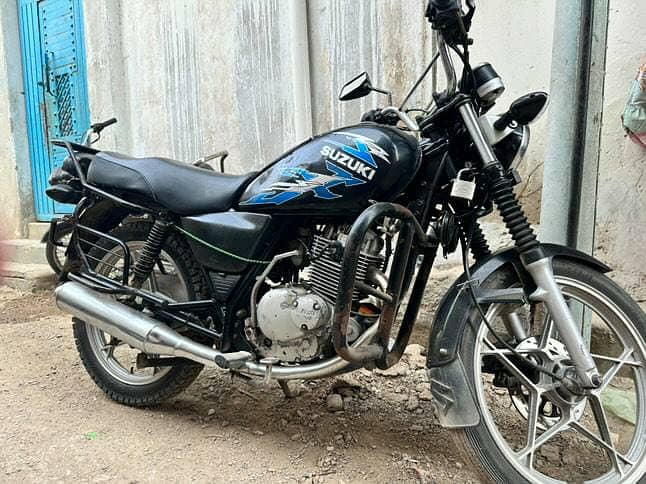 Suzuki GS 150 SE 2018 4