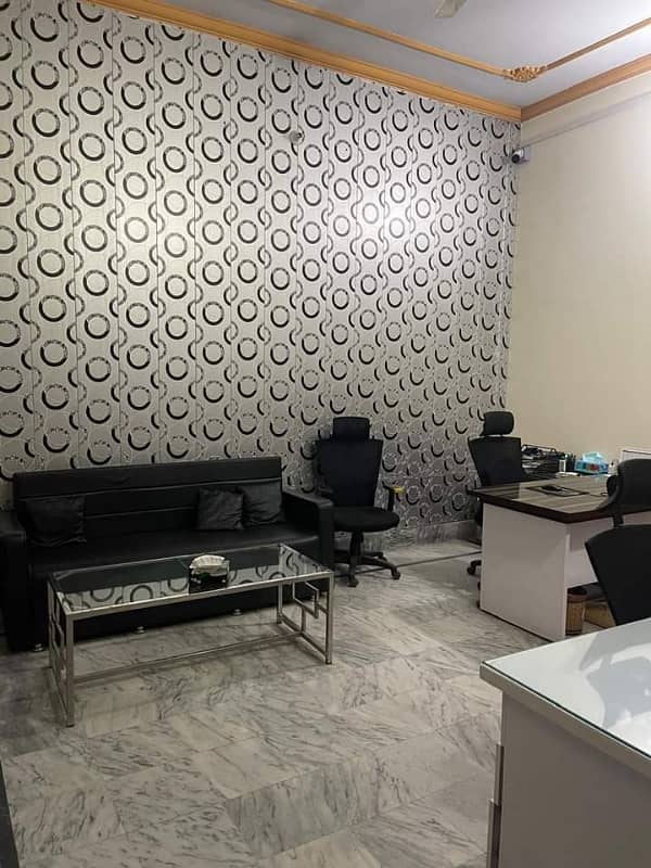 01 KANAL LOWER PORTION FOR RENT IN JOHAR TOWN LAHORE. . 7