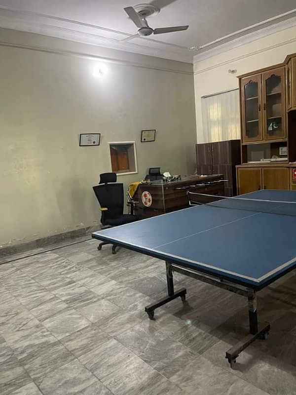 01 KANAL LOWER PORTION FOR RENT IN JOHAR TOWN LAHORE. . 9