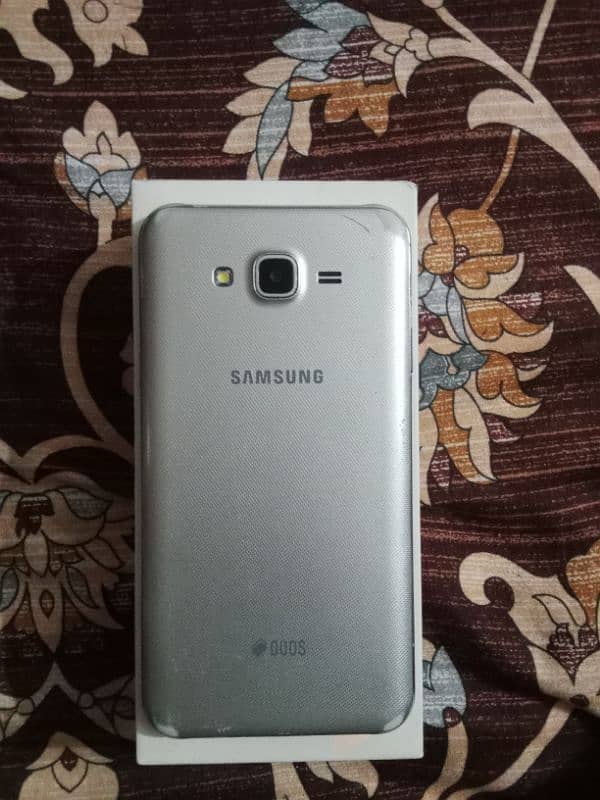 Samsung Galaxy j7 3