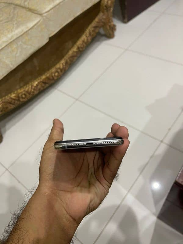 Iphone xs max pta approved 4