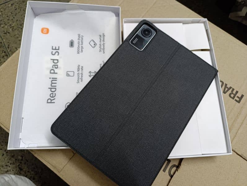 Redmi Pad SE 11", 8/256, brand new, only 1 month used. WA. 03015533107 3