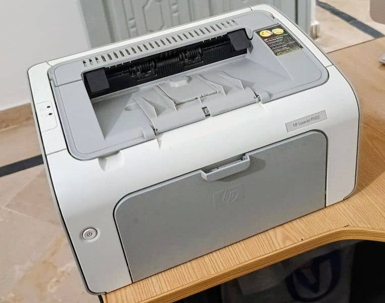 HP laserjet professional p1102 4