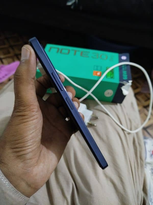 infinix note30pro 8+256gb with all accessories 5