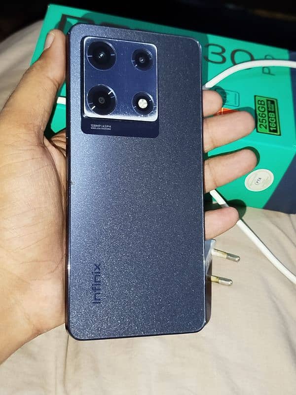 infinix note30pro 8+256gb with all accessories 6