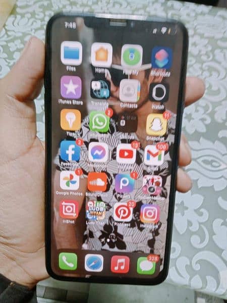 iphone xs max 2