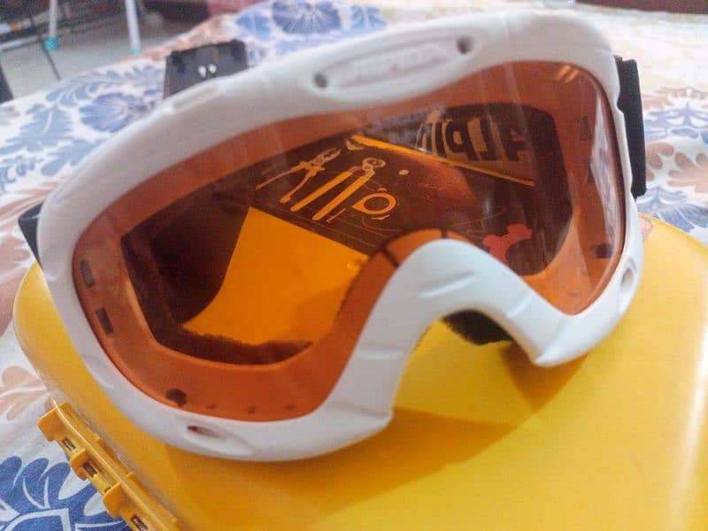 ski goggles 3