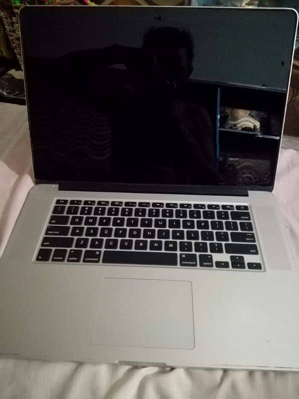 MacBook pro 1398 sale 1