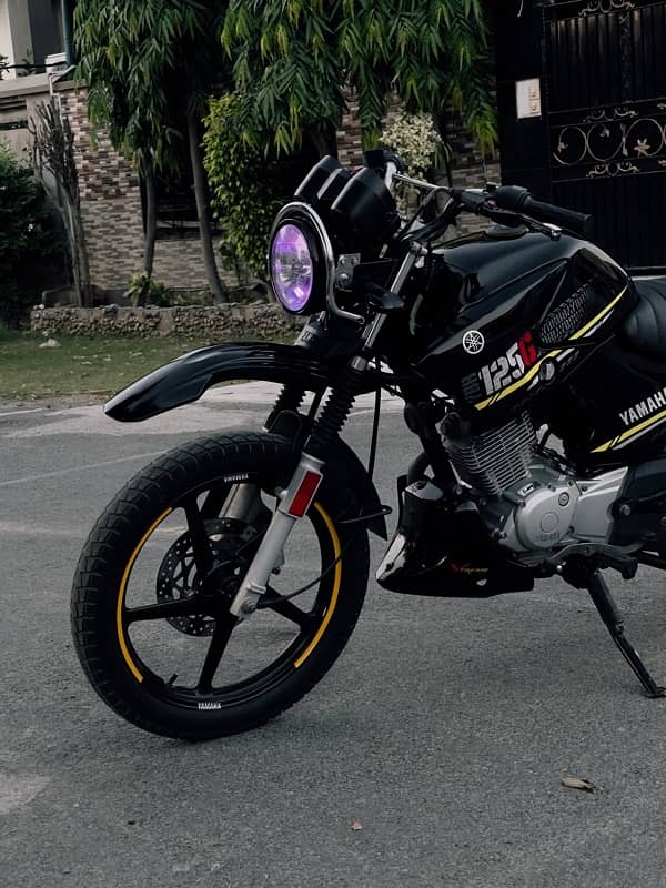 Yamaha ybr125g 2