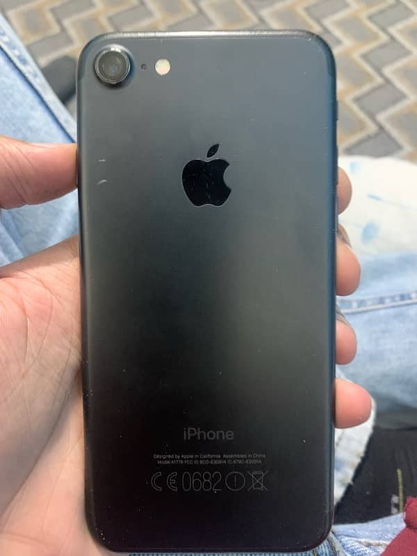 iPhone 7 PTA approved urgent sale 0