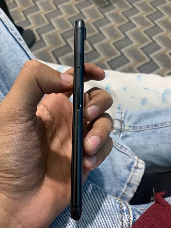 iPhone 7 PTA approved urgent sale 4