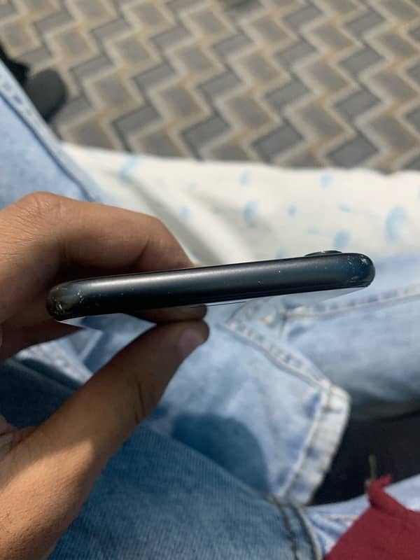 iPhone 7 PTA approved urgent sale 6