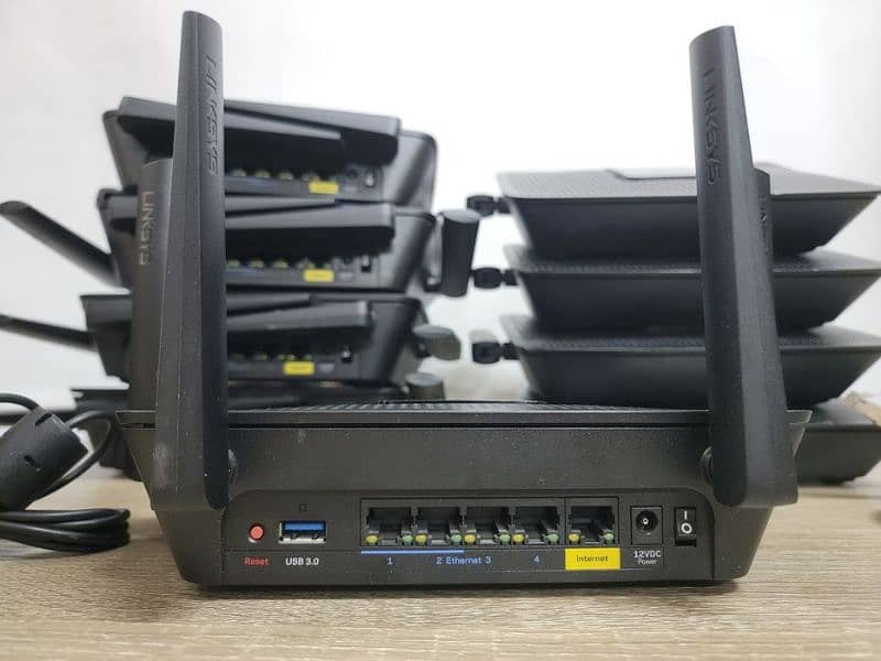 Linksys wifi router 5Ghz tri-band MIMO Qualcomm different model price 2