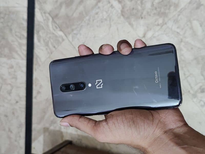 OnePlus 7t pro McLaren edition 0