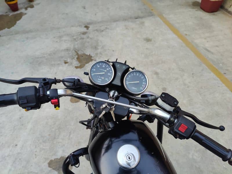 Suzuki GS 150 SE 1