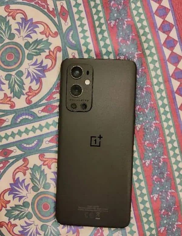 oneplus 9 pro (pinklines) 1