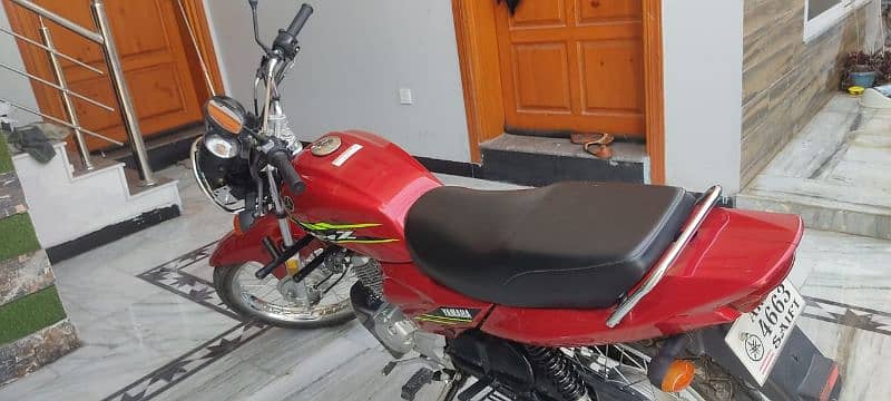 Yamaha 125 ybr z 6