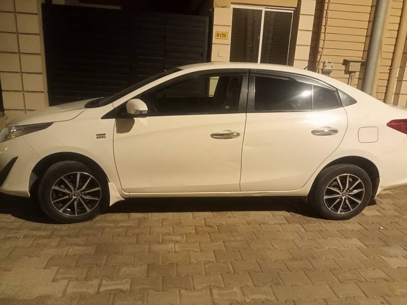 Toyota Yaris 2021 ATIV 1.5 100% ORIGINAL EXPERTS MECHANIC SATH LAAYE 4