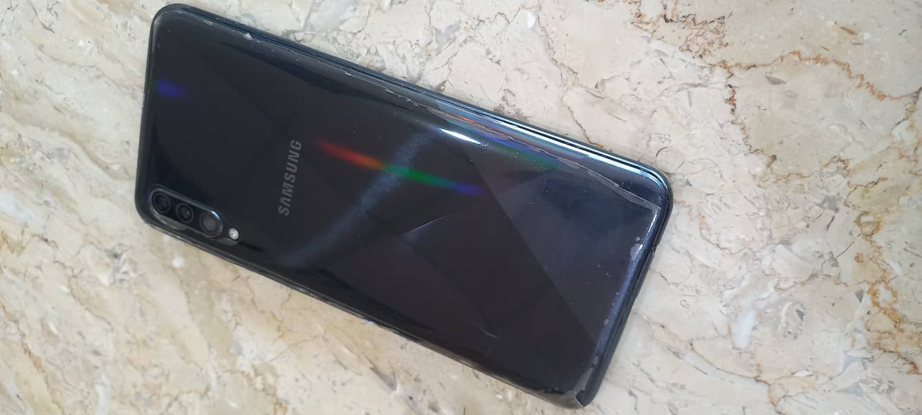 Samsung a30s 4 64 4